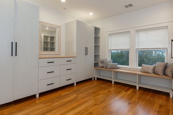 Interior, Recessed Lighting, Walk-in Closets, Wood Texture Flooring