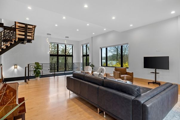 Interior, Living room, Pendant Lights, Recessed Lighting, Wood Texture Flooring