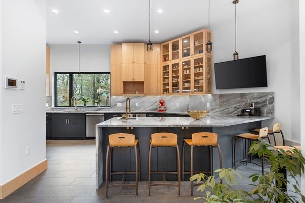 Interior, Kitchen, Pendant Lights, Recessed Lighting, Stainless Steel Appliances