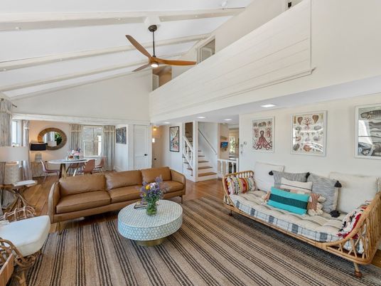 Dining room, Interior, Living room, Recessed Lighting, Wood Texture Flooring