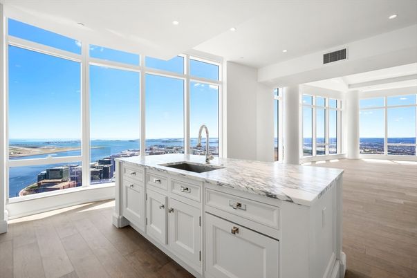 Interior, Kitchen, Recessed Lighting, Water, Wood Texture Flooring