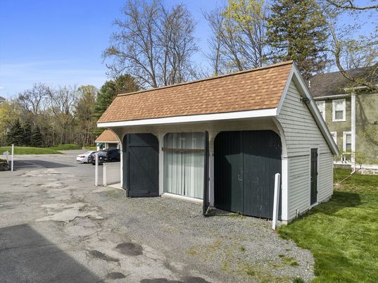 Detached Garage, Exterior