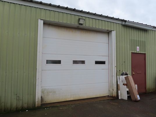 Detached Garage, Exterior