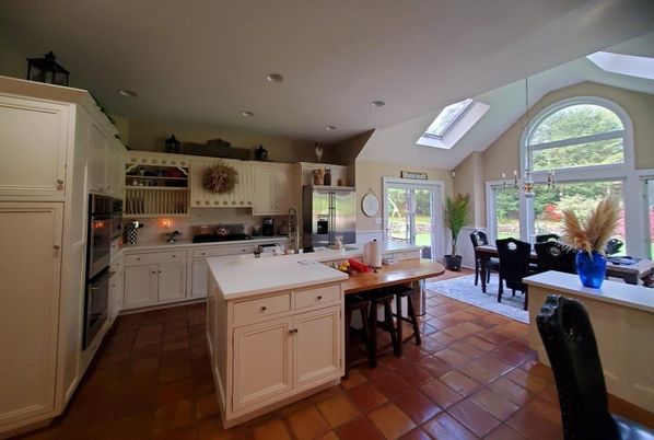 Dining room, Interior, Kitchen, Recessed Lighting