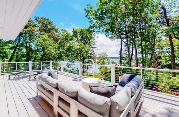 Exterior, Wood Texture Flooring