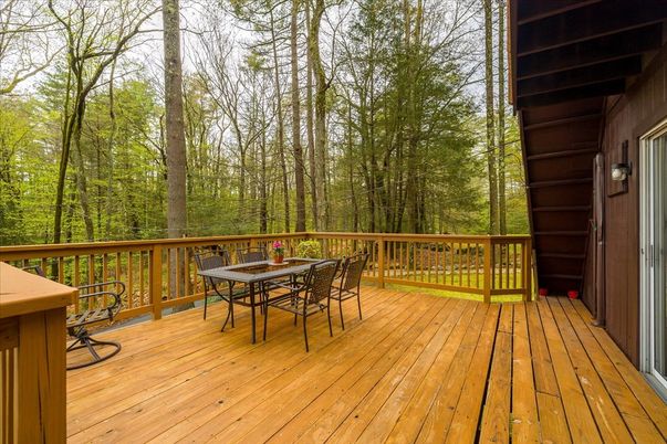 Exterior, Wood Texture Flooring