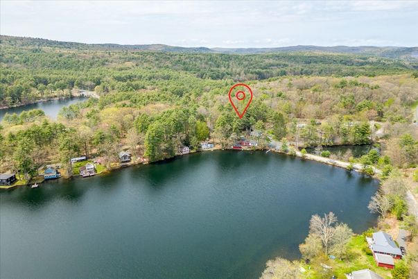 Exterior, Lake