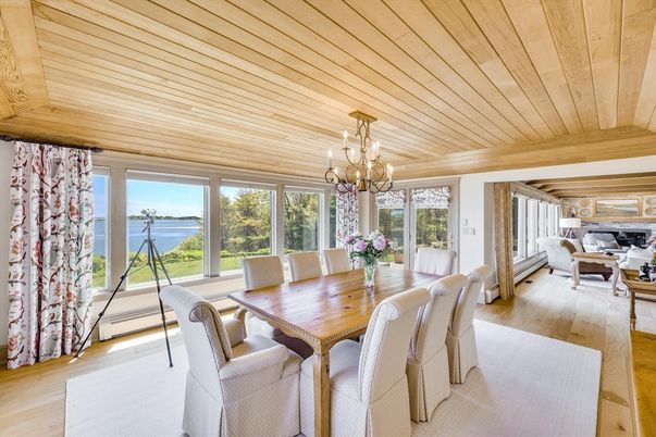 Chandelier, Dining room, Interior, Living room, Water, Wooden Ceilings, Wood Texture Flooring