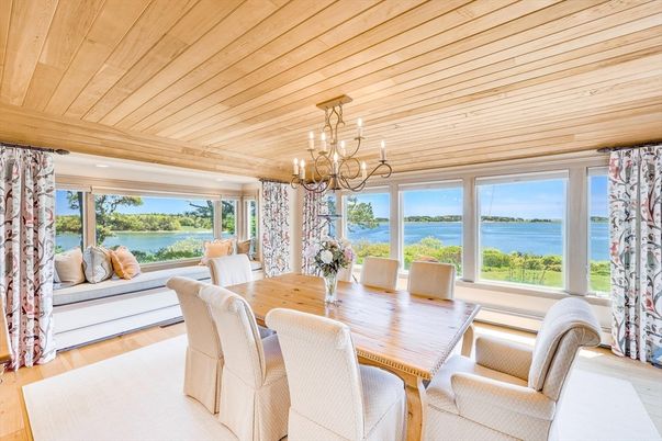 Chandelier, Dining room, Interior, Water, Wooden Ceilings, Wood Texture Flooring