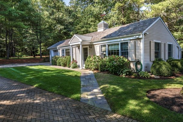 Backyard, Exterior, Facade, Cape Cod