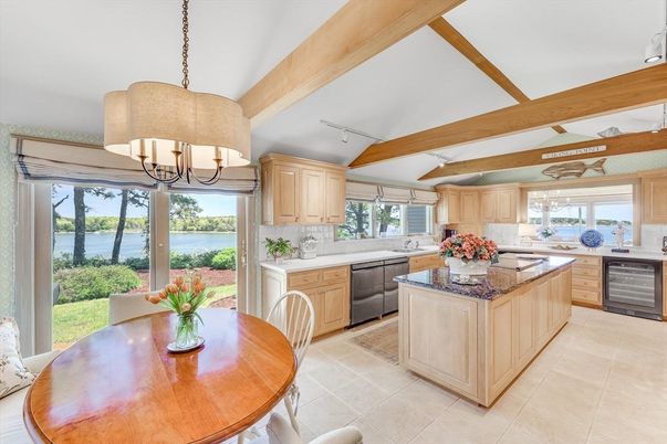 Chandelier, Dining room, Interior, Kitchen, Stainless Steel Appliances, Wooden Beams