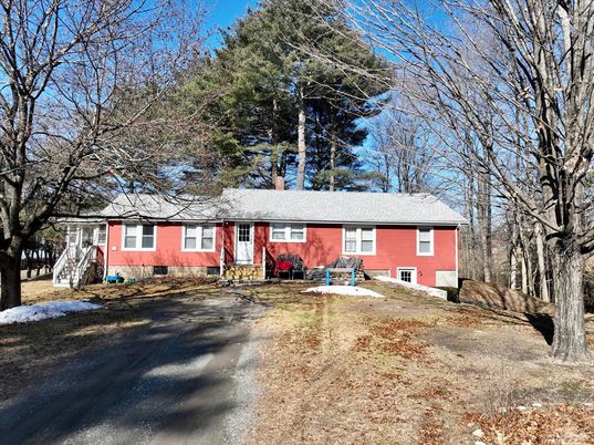 Exterior, Facade, Cape Cod