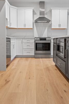 Interior, Kitchen, Stainless Steel Appliances, Wood Texture Flooring