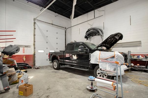 Garage, Interior