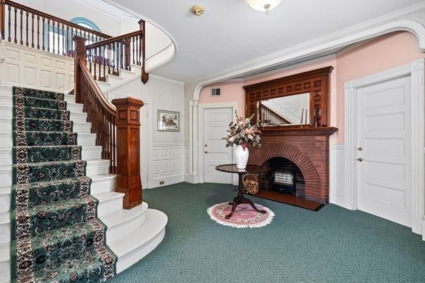 Fireplace, Interior