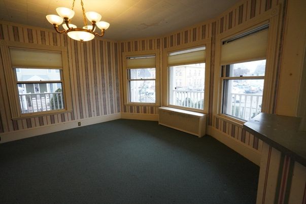 Chandelier, Empty room, Interior