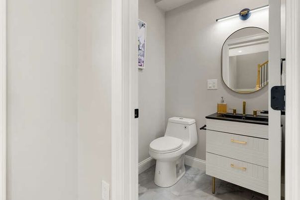 Bathroom, Interior