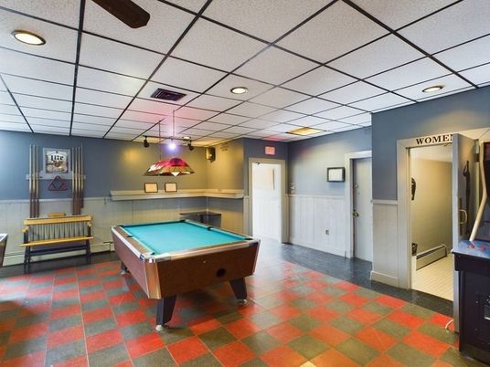 Billiard Table, Game Room, Interior, Recessed Lighting