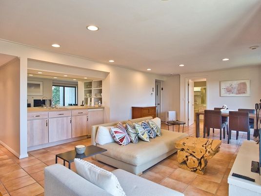 Dining room, Interior, Living room, Recessed Lighting