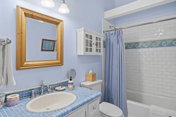 Bathroom, Interior, Tile Countertops