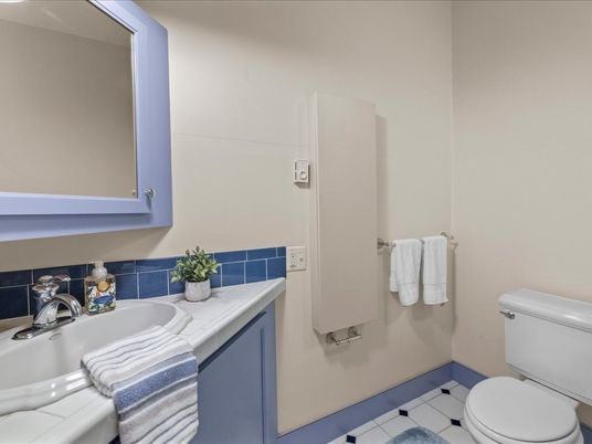 Bathroom, Interior, Tile Countertops