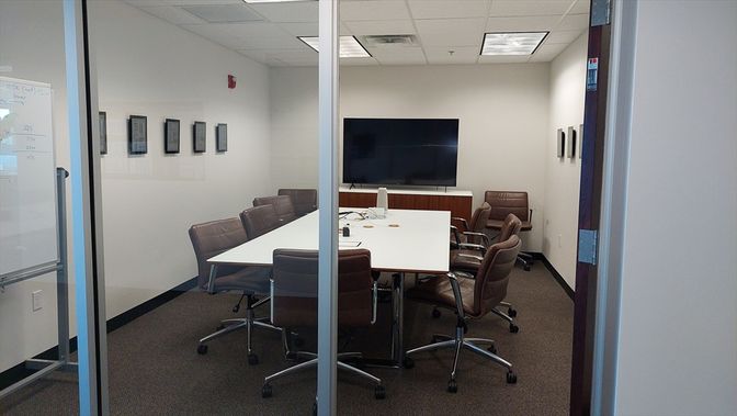 Dining room, Interior, Recessed Lighting