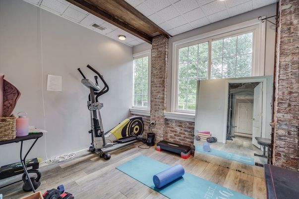Fitness Equipment, Interior, Recessed Lighting, Wood Texture Flooring