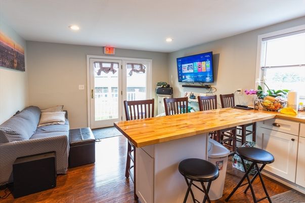 Dining room, Interior, Recessed Lighting, Wood Texture Flooring