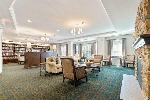 Chandelier, Fireplace, Interior, Living room, Pendant Lights, Recessed Lighting