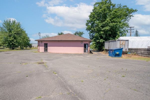Backyard, Detached Garage, Exterior