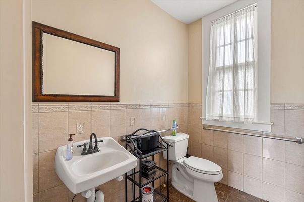 Bathroom, Interior