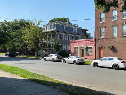 Exterior, Facade, Brick Facade, Rowhouse