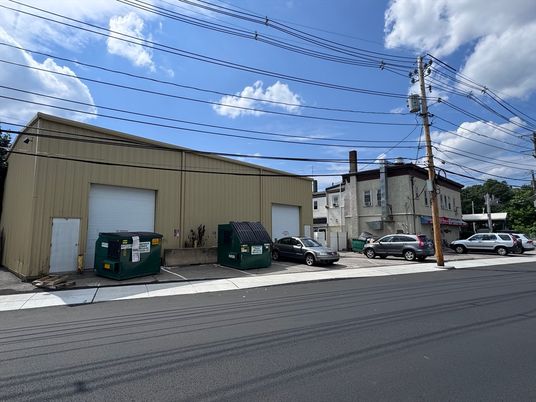 Detached Garage, Exterior