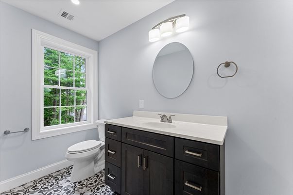Bathroom, Interior, Recessed Lighting