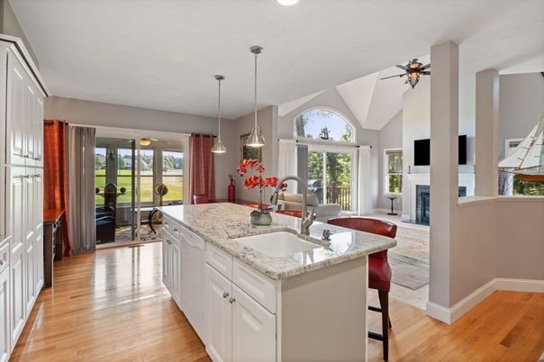 Fireplace, Interior, Kitchen, Pendant Lights, Recessed Lighting, Wood Texture Flooring