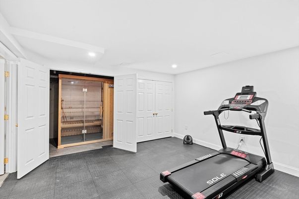 Fitness Equipment, Interior, Recessed Lighting