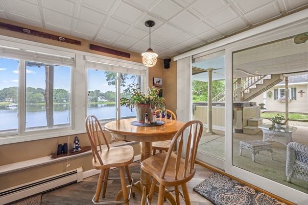 Dining room, Interior, Pendant Lights, Water, Wood Texture Flooring