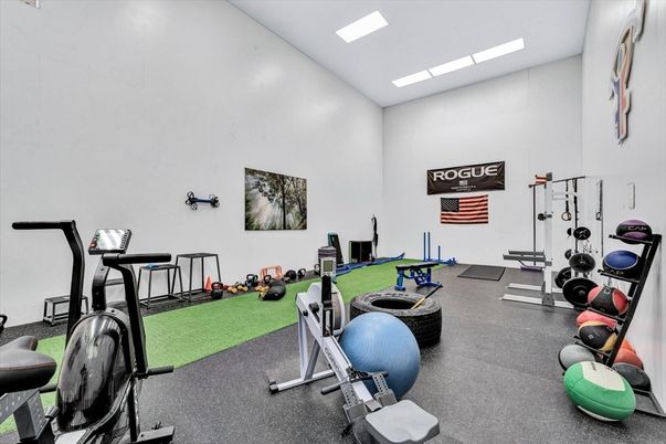Fitness Equipment, Interior, Recessed Lighting