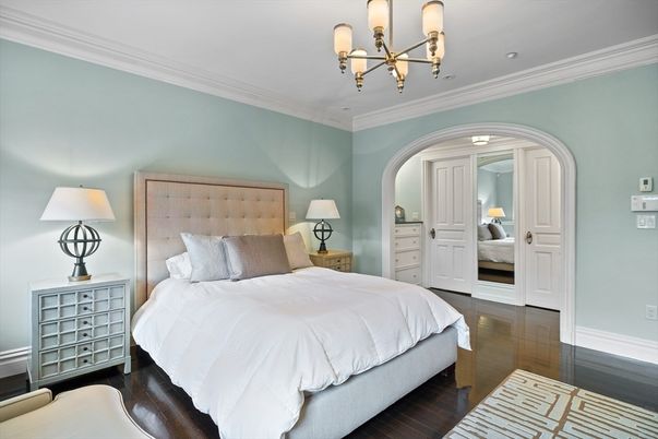 Bedroom, Chandelier, Interior, Pendant Lights, Wood Texture Flooring