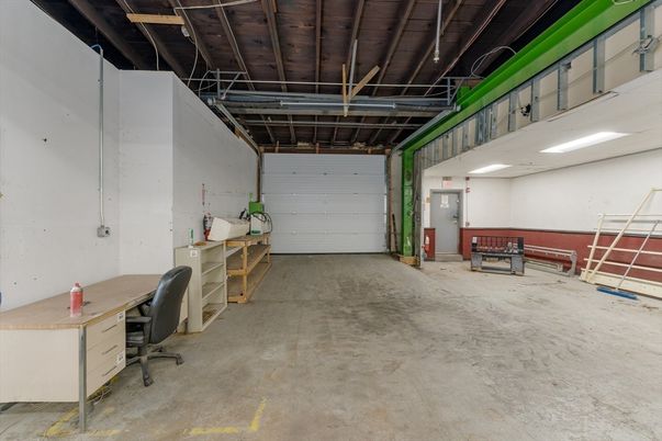 Garage, Home Office, Interior, Wooden Beams