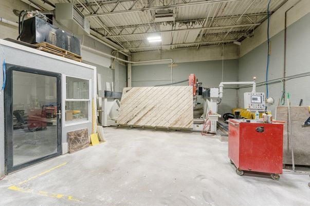 Garage, Interior