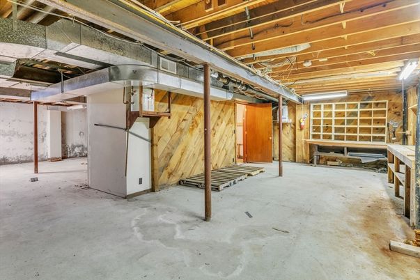 Interior, Wooden Beams