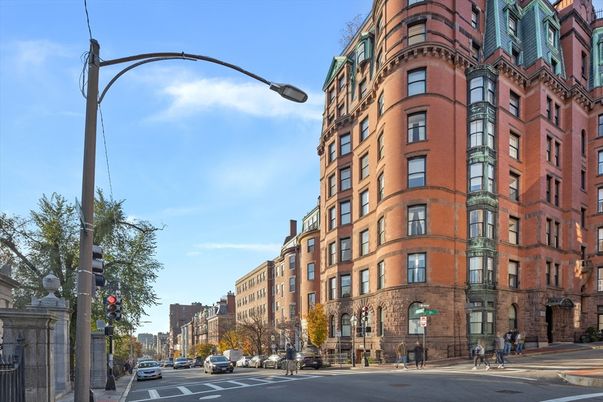 Exterior, Facade, Condo Building
