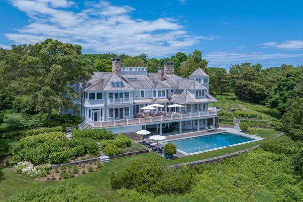 Exterior, Pool, Solar Panels