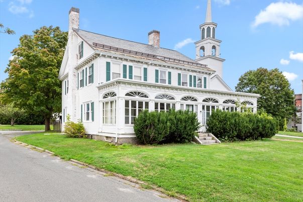 Backyard, Exterior, Facade, Georgian