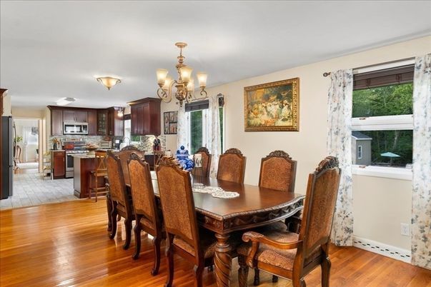 Chandelier, Dining room, Interior, Kitchen, Wood Texture Flooring
