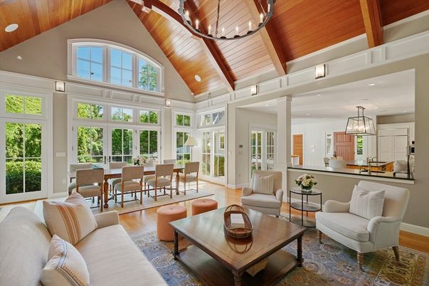 Chandelier, Dining room, Interior, Kitchen, Living room, Pendant Lights, Recessed Lighting, Wooden Beams, Wooden Ceilings, Wood Texture Flooring