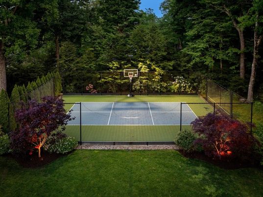 Exterior, Tennis Courts