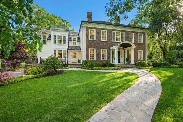 Backyard, Exterior, Facade, Brick Facade, Georgian