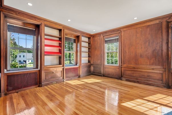 Empty room, Interior, Recessed Lighting, Wood Texture Flooring, Wooden Walls